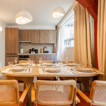 Merveilleux De Luxe Au Coeurs De Saint-germain *